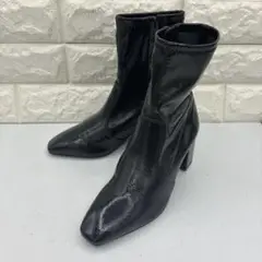 Item thumbnail for item 7b8e51da-9ca9-41fc-bbf7-fed2e2652c7f