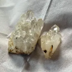 特価！【秋田県産】 水晶原石 超可愛い！水晶2個セット！ 透明度高め！