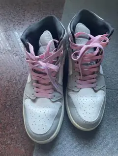 Nike エアジョーダン1 ハイカットスニーカー