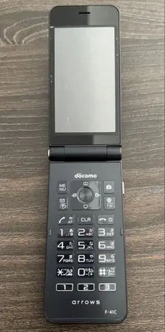 docomo F-41C arrowsガラケー 携帯