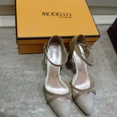 MODELOマドラス　 ベージュ ストラップ付パンプス　23センチ　ヒール7