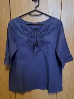 AMACA　アマカ　刺繍入り　ネイビーチュニック 五分袖