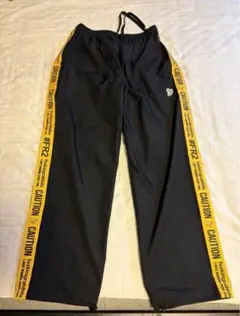 FR2 ブラックパンツサイドテープ付き