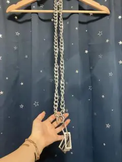 スマホストラップ　シルバーチェーン　バックストラップ