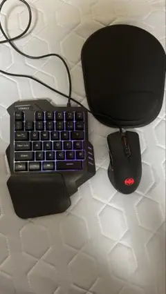 コンバーター　キーボード、マウス、マウスパッド付き