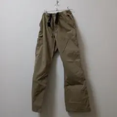 モンベルベージュ ロングパンツ チノパン
