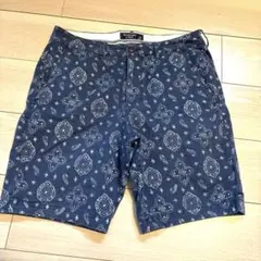 Abercrombie & Fitch ハーフパンツ　ショートパンツ　ペイズリー