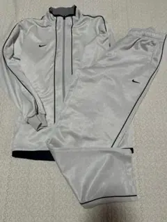 Item thumbnail for item 2ddb3f6b-c7c7-4540-a102-beb33dc7e500