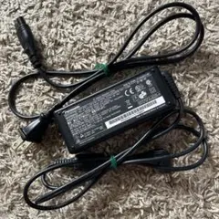 Panasonic レッツノートACアダプター CF-AA64042A M1