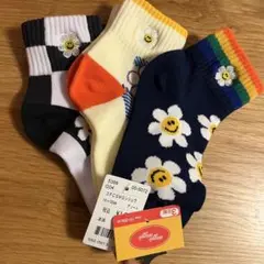 wiggle wiggle バースデイ　ソックス　靴下　15〜20
