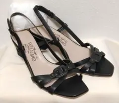 美品　Ferragamo/フェラガモ　レザーストラップサンダル　ブラック　8C