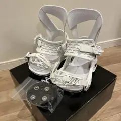 美品 SALOMON HOLOGRAM ホワイト サロモン ホログラム S