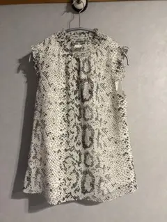 JCRW ヘビ柄ノースリーブシャツ