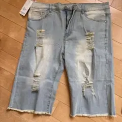 新品未使用　ダメージ加工ライトブルーハーフパンツ