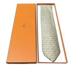 Hermès 幾何学模様 ネクタイ 専用ボックス付き