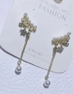 ♥最終値下げ♥CDロゴ ピアス