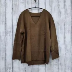 新品【 ur's 】ユアーズ 深Vネックニット ブラウン