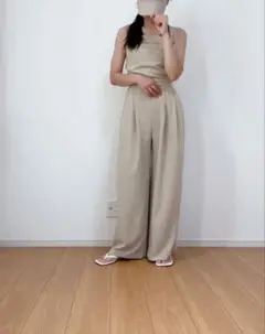 ベージュ　オールインワン　オールインワン　キャミサロペット　ワイド　キャミソール