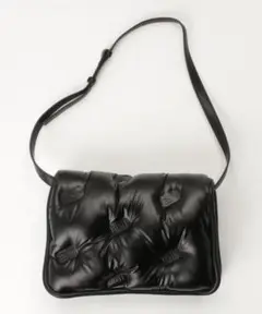 ブラック キルティングショルダーバッグ