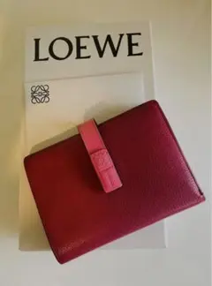 ロエベ 二つ折り財布 MEDiUM VERTICAL WALLET