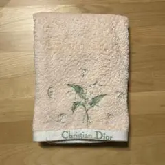 Christian Dior ピンクバスタオル