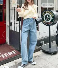 ストレートデニム Mサイズ