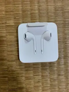 アップル　純正イヤホン　新品