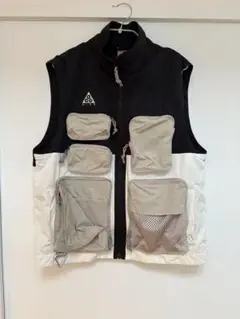 NIKE ACG ベスト Mサイズ ブラック/ホワイト