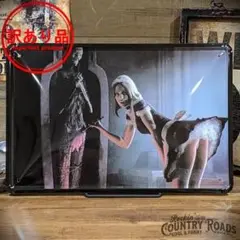 訳あり品〖ブリキ看板〗フレンチメイド・ダスティング・ア・マミー③/20x30㎝