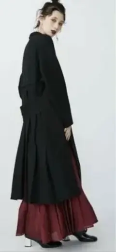 UN3D.バッグプリーツコート