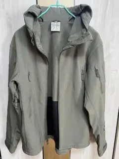 ソフトシェルジャケット Hbble Tactical Gear (グリーン)
