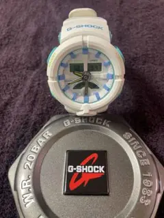 GA-500WG-7AJF　ホワイト×ミントグリーン　アナデジ　G-SHOCK