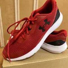 【３回屋内着用】UNDER ARMOUR レッド メッシュスニーカー27.5cm