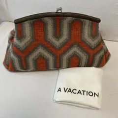 A VACATION PILLOW クラッチバック
