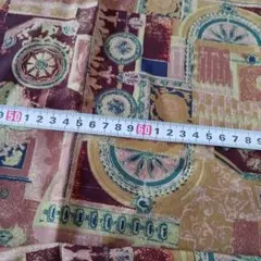 幾何学模様 光沢生地 約112✕200cm　179