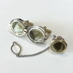 Item thumbnail for item 002f1f00-1bfc-46f0-af84-377fab0df702