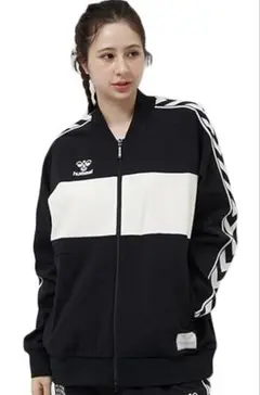 hummel トラックジャケット　ユニセックス　新品未開封　メルカリ便
