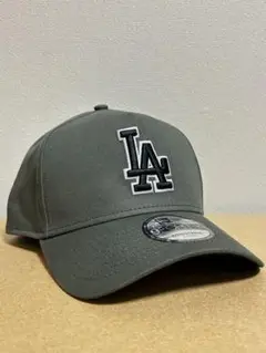 Item thumbnail for item a1a6ff6a-5da3-4f97-bd8b-eaaf151bb49e