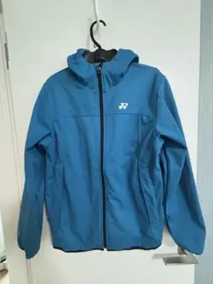 YONEX