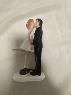 ケーキトッパー　キス