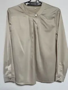 とろみ長袖シャツ グレーベージュ 未着用品