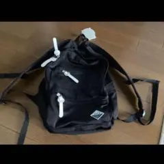 キッズリュック　シンプル黒　軽量　レディース