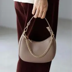 【美品】AULENTTI/オウレンティ レザーミニBAG