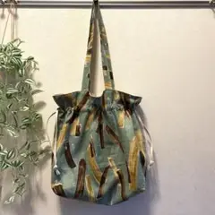 巾着トートバッグ　ハンドメイド　ペイント柄　グリーン