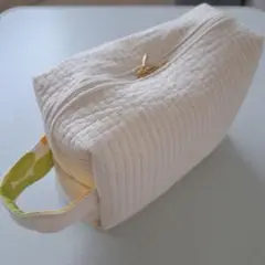 ハンドメイド　おむつポーチ　ヌビポーチ　トラベルポーチ