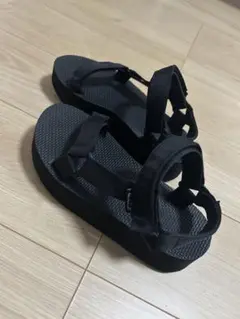 teva テバ 厚底サンダル