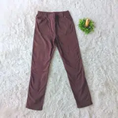 adapt retailing　ストレッチカジュアルパンツ　赤みあるブラウン
