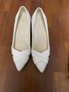 コールハーンの白のパンプス ※美品※