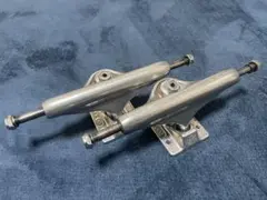 スケートボード トラック アルミ製 HOLLOWデザイン