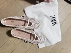 ZARA 刺繍フラットシューズ ホワイト